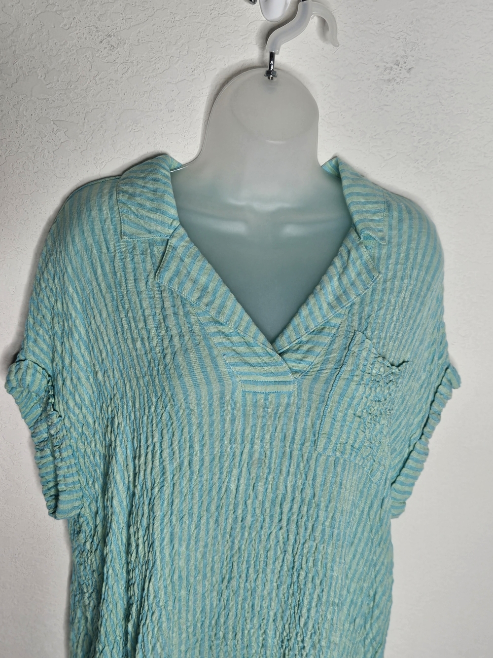 Jane + Delancey Blue Green Striped Top L Textured Short Sleeve Collared Blouse - Picture 3 of 9